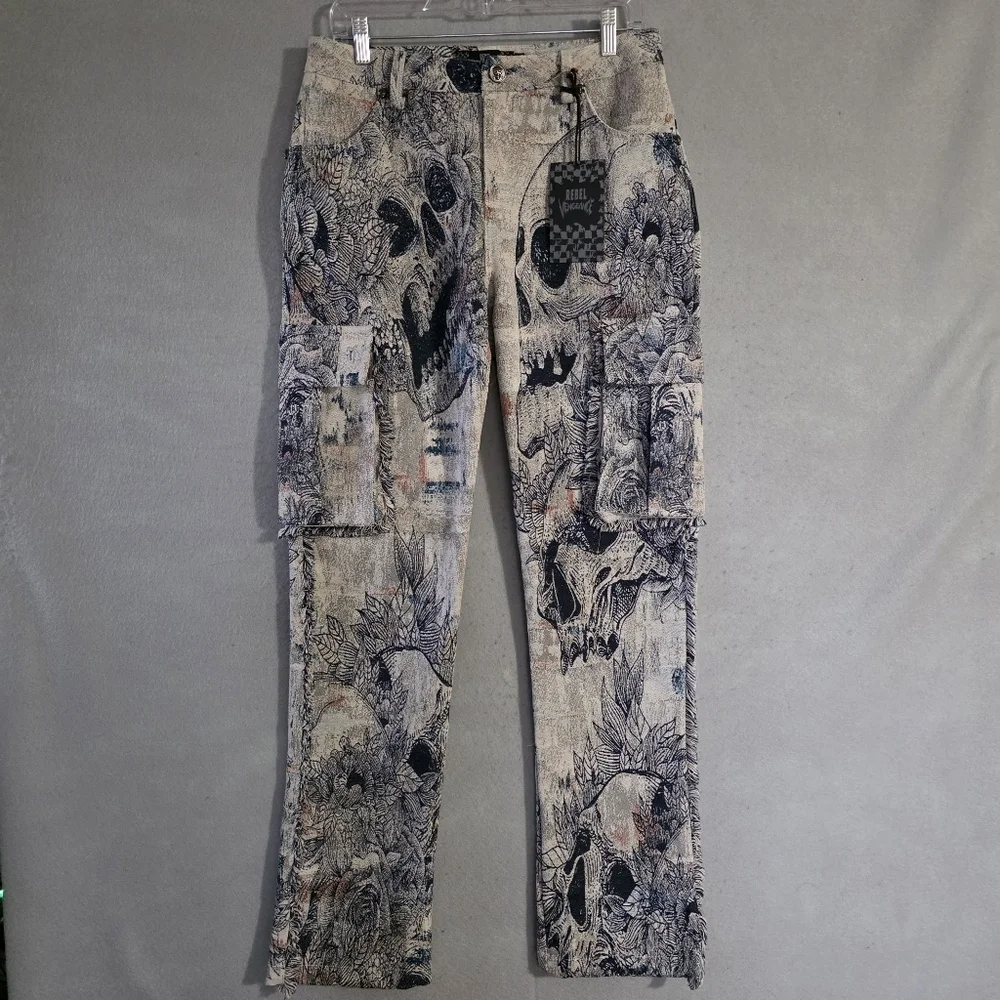 NWT Rebel Vengeance Mens Tapestry Cargo Jeans Skull AOP Size 28x33